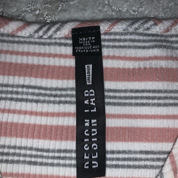 Striped Crop Top - Picture 2 of 3